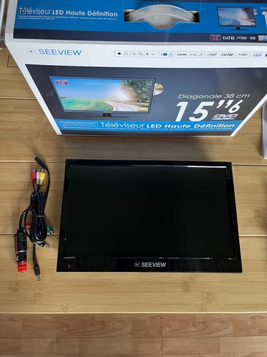Televisione led 6 - led, 15"6
